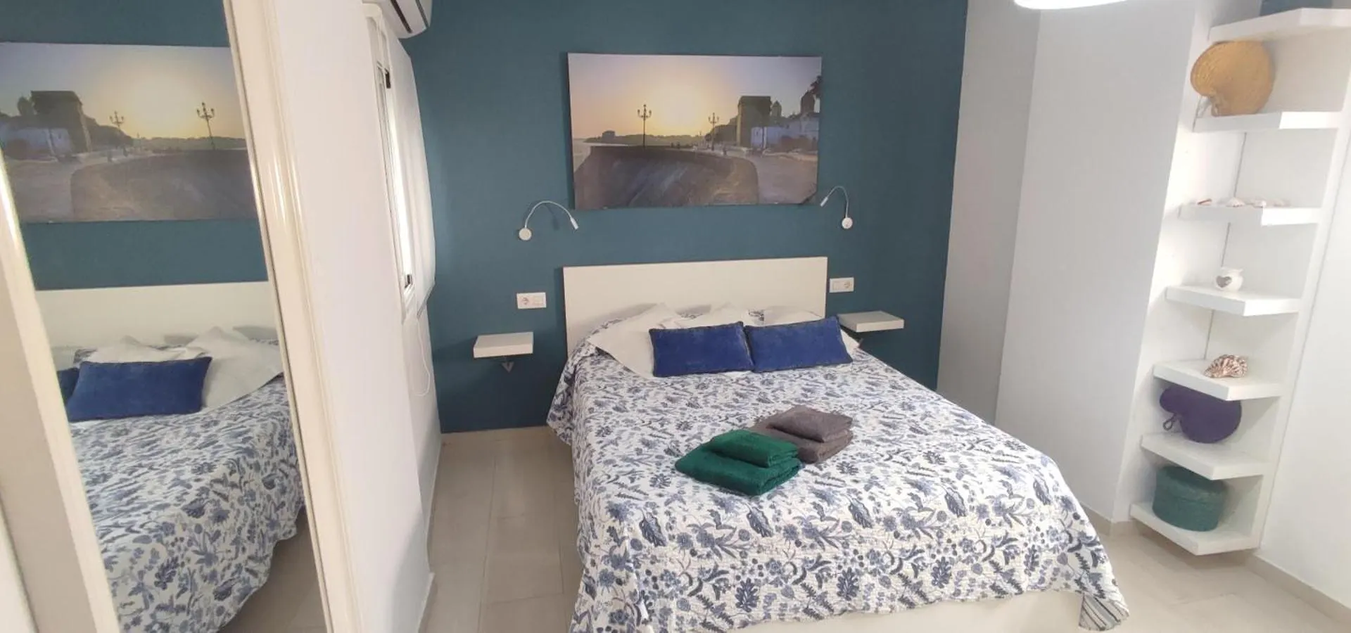 Apartment Apartamento Arco Del Populo Cadiz Spain
